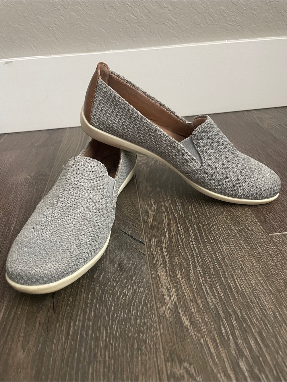 Life Stride Women Slip-On Knit Loafers in Light Gray with Brown by Trim